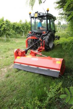 GIRAFFA 160 S "WEEKEND WARRIOR" - 63" Side Offset Flail Mower(3 Point) 